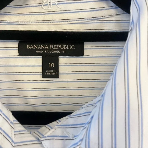 Banana Republic - Striped Button-Up Shirt - blue and white - size 10 - Picture 2 of 4